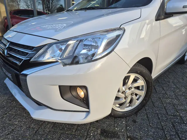 Mitsubishi Space Star 1.2 Nova 2021 Benzine 29