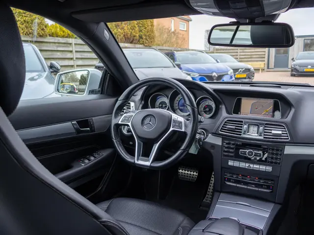 Mercedes-Benz E-Klasse Coupé 200 Ambition 2014 Benzine 12