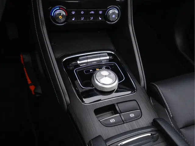 MG ZS EV Luxury 45 kWh 2020 Elektrisch 13