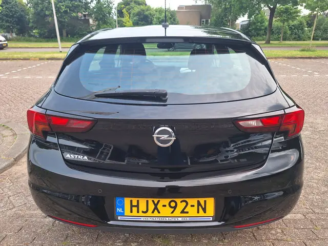 Opel Astra 1.2 Edition 130PK 2021 Benzine 7
