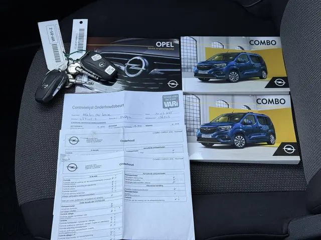 Opel Combo 1.5D L2H1 Innovation 2020 Diesel 26