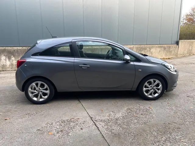 Opel Corsa 1.4 Online Edition 2017 Benzine 6