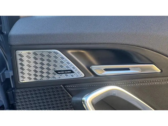 BMW iX1 XDrive30 Launch Edition 67 kWh 2022 Elektrisch 9