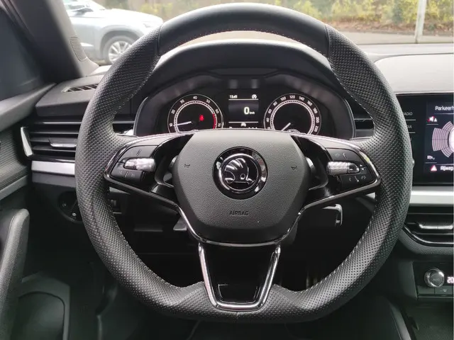 Škoda Kamiq 1.0 TSI Sport Business 2020 Benzine 13