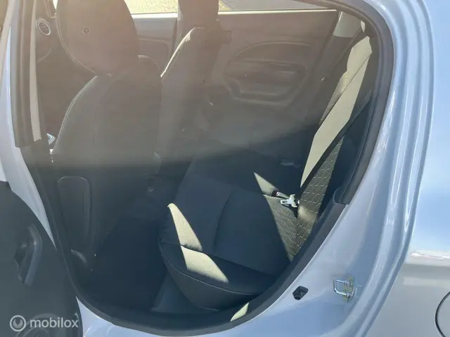 Mitsubishi Space Star 1.2 Dynamic 2023 Benzine 6