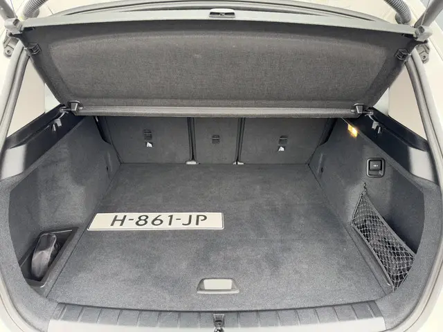 BMW X1 sDrive18i Executive Edition 2020 Benzine 10
