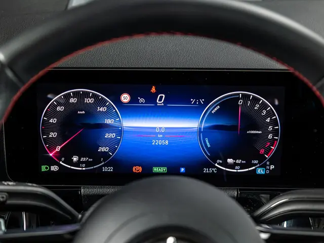 Mercedes-Benz GLA 250 e AMG Line 2024 Hybride Benzine 11