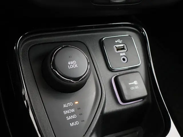 Jeep Compass 2.0 MULTIJET DIESEL 4X4 LIMITED 2018 Diesel 10