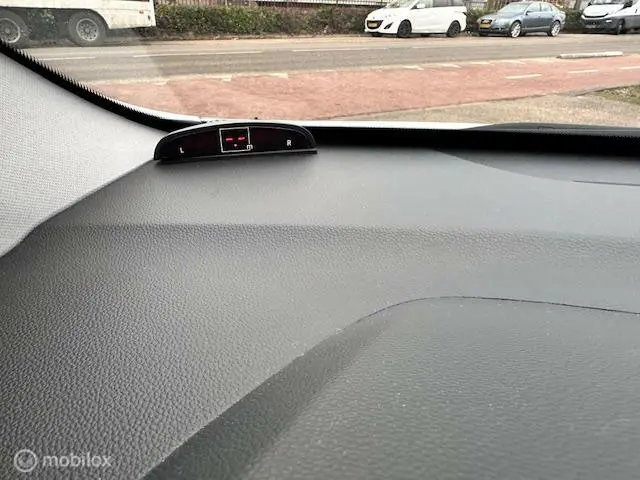 Hyundai i10 1.0i i-Motion Premium 2016 Benzine 9