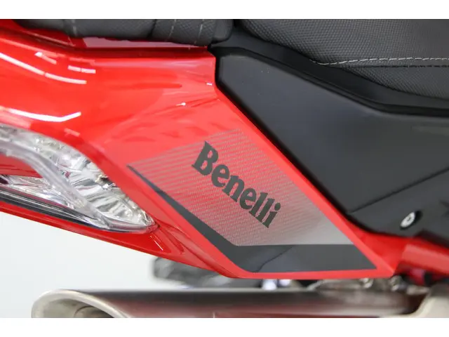 Benelli Tornado Tour Naked T 125 409KM! 2022 Benzine 5