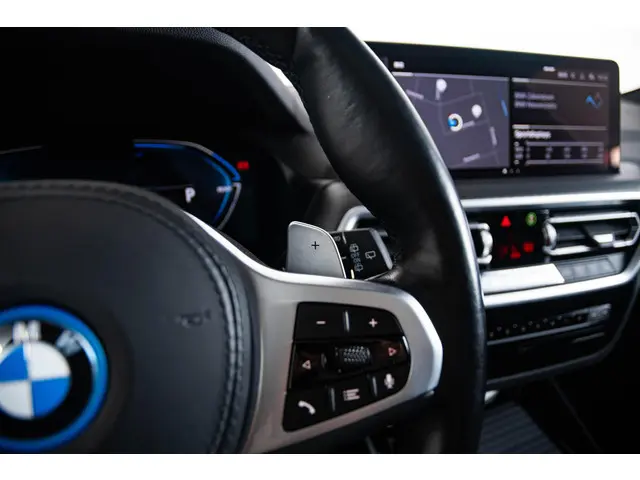 BMW X3 xDrive30e High Executive 2021 Hybride Benzine 33