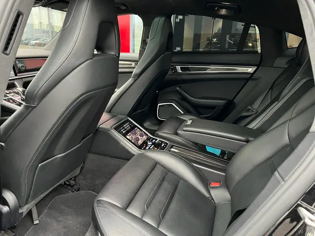 Porsche Panamera 4.0 Turbo Vol opties 2016 Benzine 17