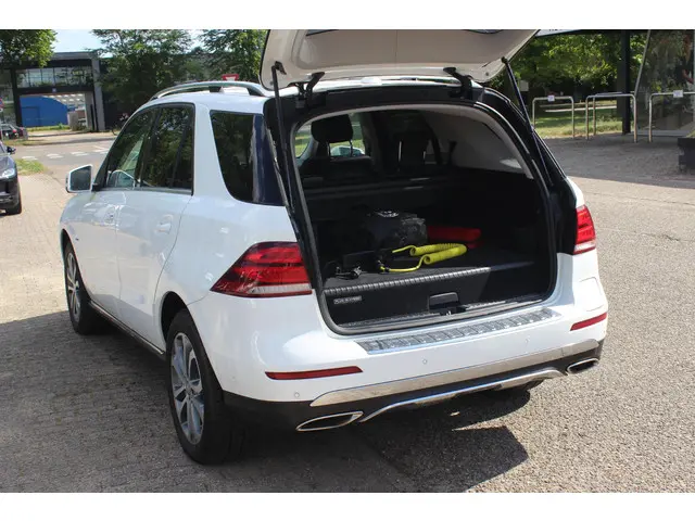 Mercedes-Benz GLE 500 e 4MATIC 2016 Hybride Benzine 10