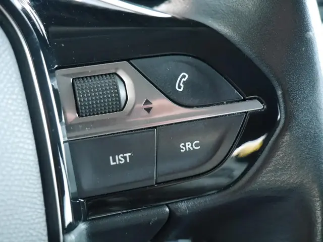 Peugeot e-2008 EV Allure 50 kWh 2020 Elektrisch 26