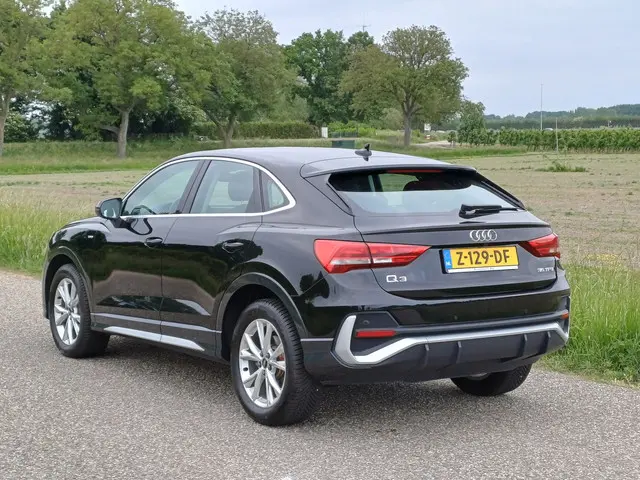 Audi Q3 Sportback 35 TFSI S Edition 2023 Benzine 8