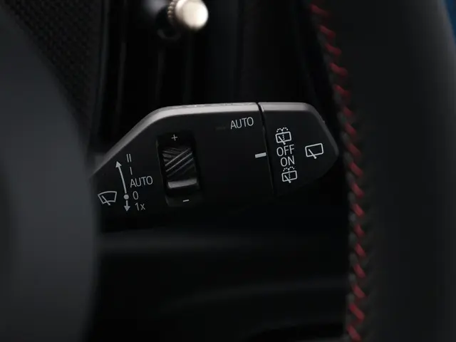 MINI 3-Deurs Cooper C 2025 Benzine 37