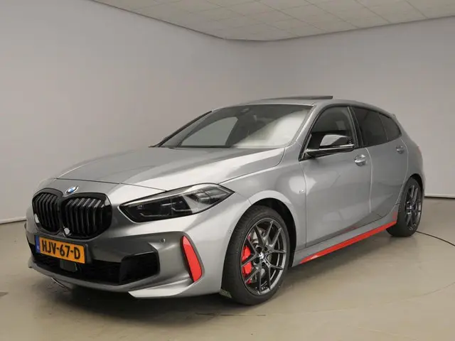 BMW 1 Serie 5-deurs 128ti 2024 Benzine 43