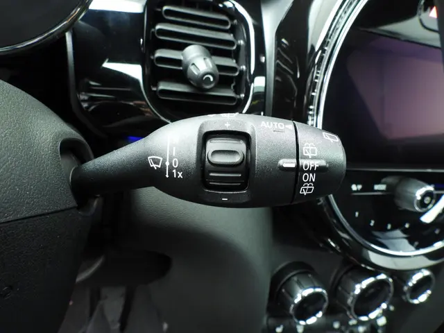 MINI 5-Deurs Cooper 2023 Benzine 20