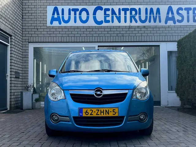 Opel Agila 1.2 Edition Eerste eigenaar 2012 Benzine 4