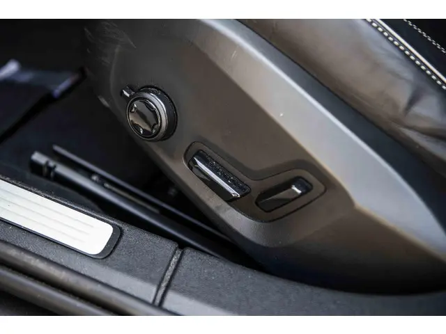 Volvo V60 2.0 B4 Plus Dark 2023 Benzine 7