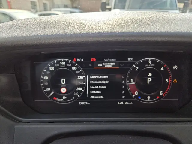 Land Rover Range Rover Velar 3.0 V6 AWD SE 2017 Diesel 16