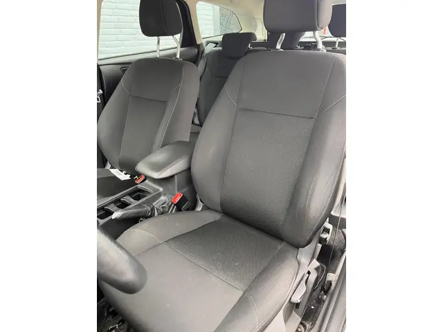 Ford Focus Wagon 1.0 Trend 2016 Benzine 14