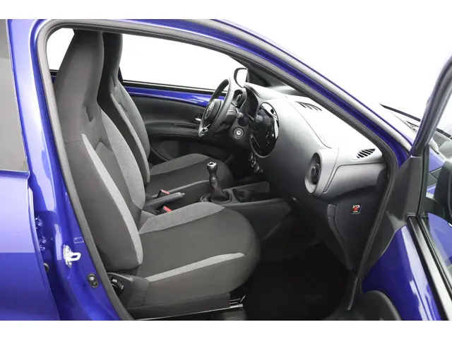 Toyota Aygo X 1.0 VVT-i MT Play 2024 Benzine 22
