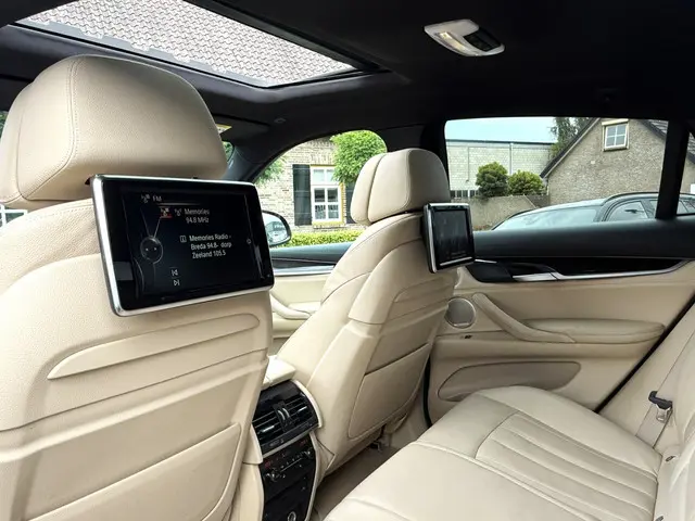 BMW X6 5.0 X-DRIVE HIGH EXECUTIVE 2014 Benzine 20
