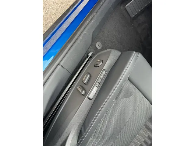 Ford Explorer Extended Range RWD 77 kWh 2025 Elektrisch 24