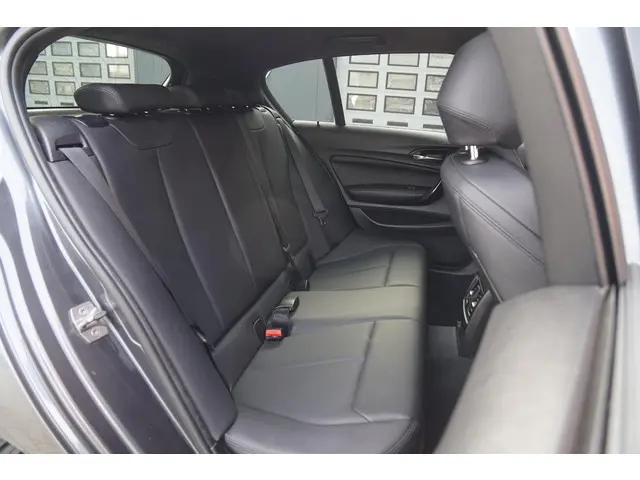 BMW 1 Serie 116d High Executive 2015 Diesel 20