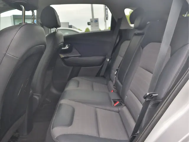 Kia Niro 1.6 GDi Hybrid Edition 2018 Hybride Benzine 27