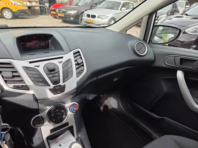 Ford Fiesta 1.25 Limited 2012 Benzine 11