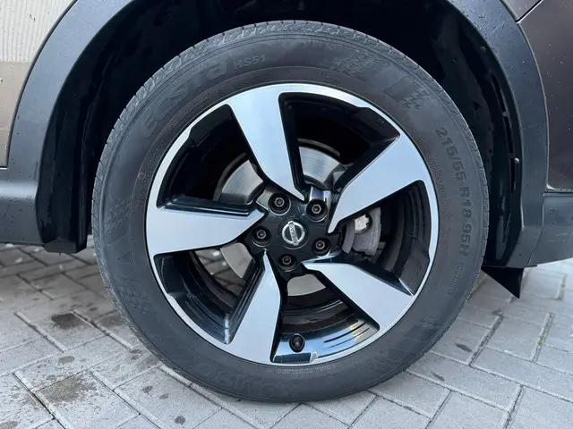 Nissan QASHQAI 1.2 N-Connecta Panorama 2017 Benzine 16