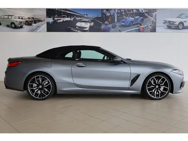 BMW 8 Serie Cabrio 840i 2023 Benzine 6