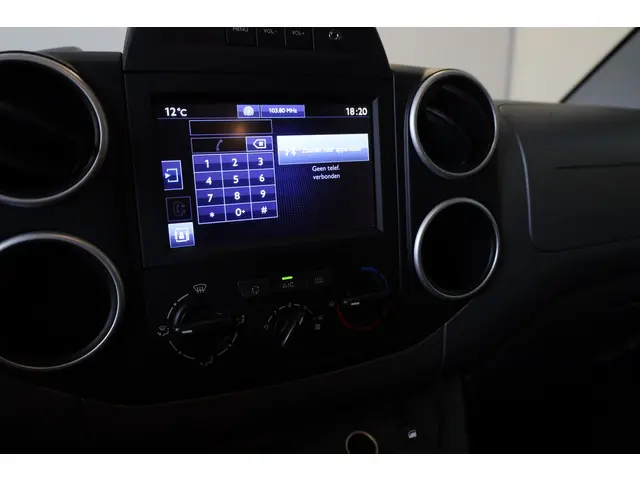 Peugeot Partner Tepee PT 110 Active 2018 Benzine 30