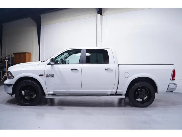 Dodge Ram 1500 5.7 V8 4x4 Crew Cab 5'7 Rebel 2019 Benzine 5