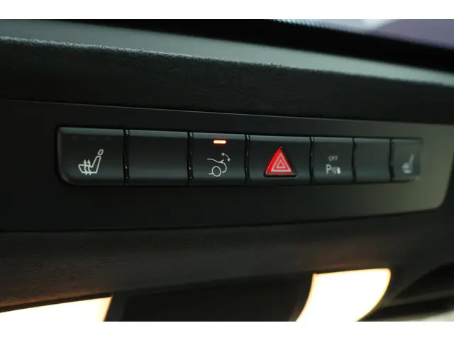 Mercedes-Benz AMG GT 4.0 S 2015 Benzine 54