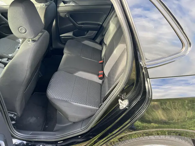 Volkswagen Polo 1.0 TSI R Line 2018 Benzine 11