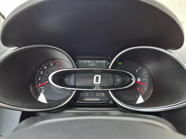 Renault Clio Estate TCe 90 Limited 2020 Benzine 16