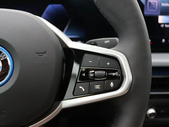 BMW i4 eDrive35 2025 Elektrisch 12