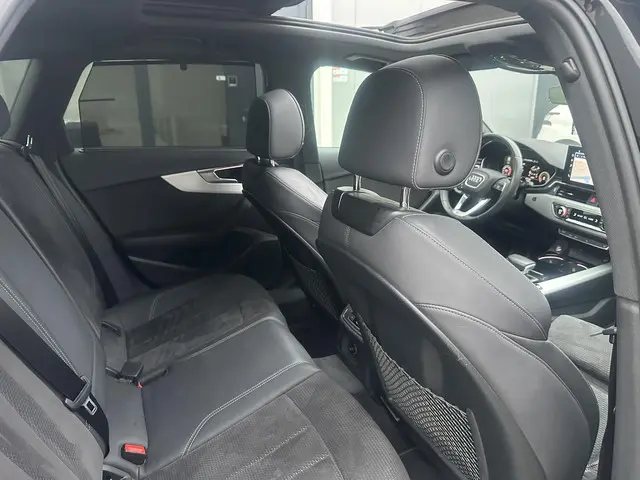 Audi A4 Avant 35 TFSI S Line / Panorama dak 2021 Benzine 17