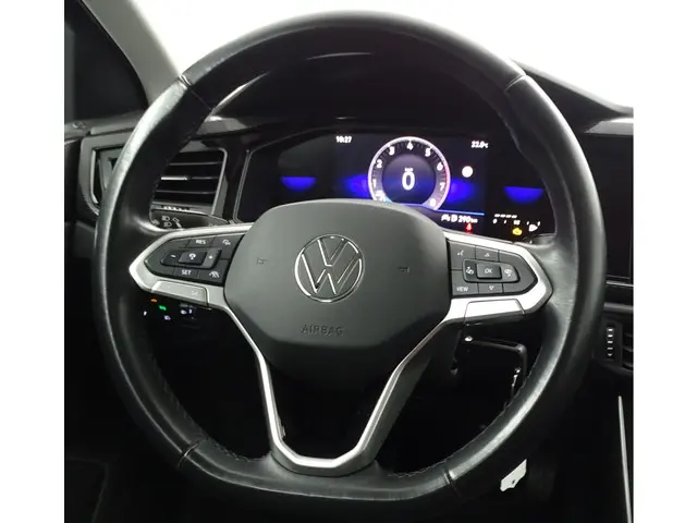 Volkswagen Polo 1.0 TSI Life M'23 2022 Benzine 52