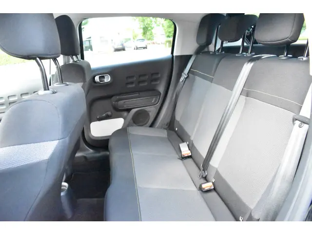 Citroën C3 PureTech 110 Feel 2019 Benzine 23
