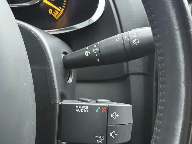 Renault Clio 0.9 TCe Expression 2013 Benzine 27