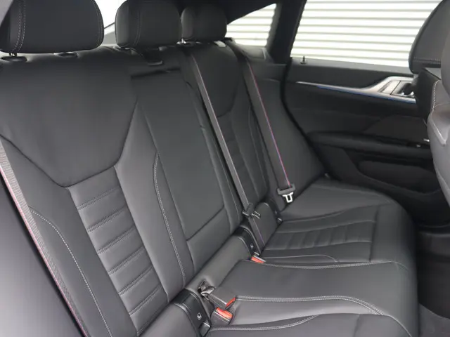 BMW i4 M50 2024 Elektrisch 10