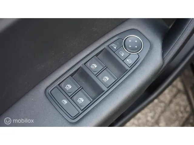 Mitsubishi ASX 1.6 HEV Automaat 2023 Hybride Benzine 24