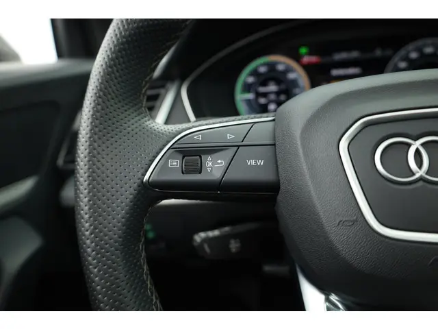 Audi Q5 55 TFSI e S Edition 2021 Hybride Benzine 14