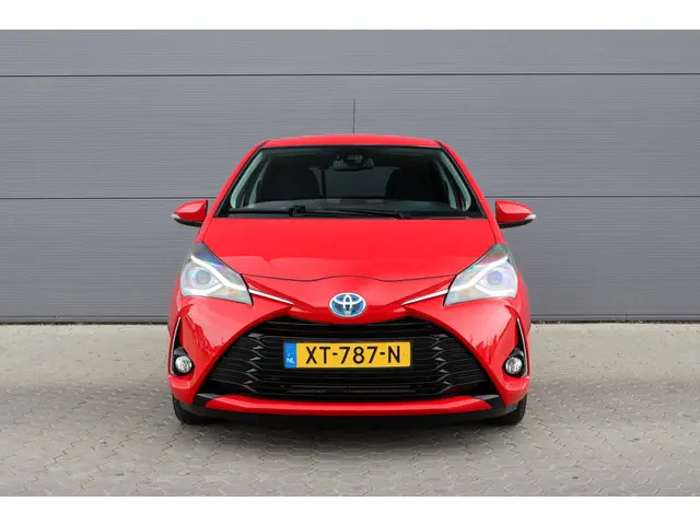 Toyota Yaris 1.5 Hybrid Dynamic 2019 Hybride Benzine 36