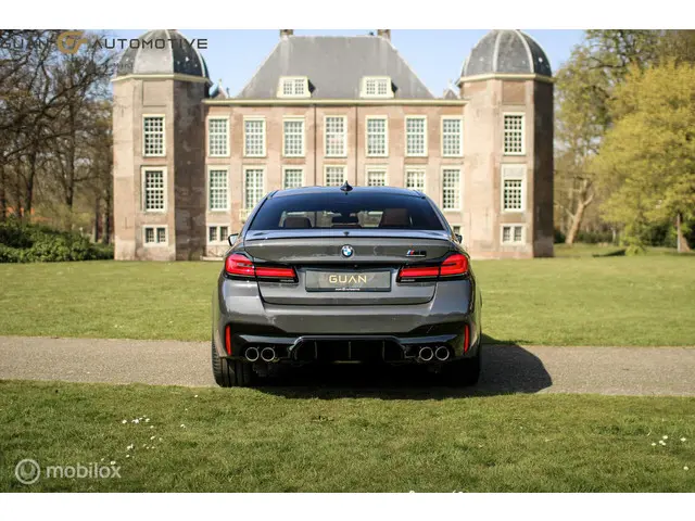 BMW M5 5-serie Competition 2020 Benzine 6