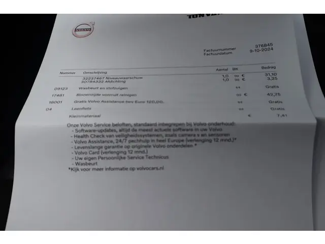 Volvo XC60 2.0 D3 FWD R-Design 2016 Diesel 40